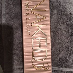 Naked 3 Pallet